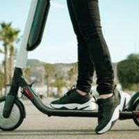Best Electric Scooters for Adults - Guide & Reviews 2022
